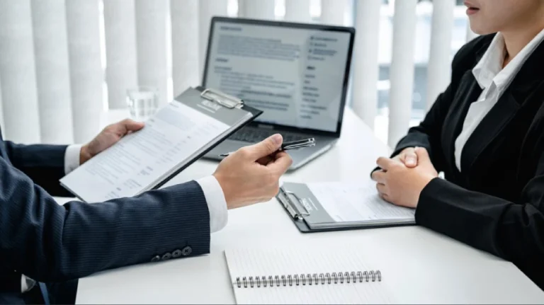Internships and Job Opportunities for Students in Romania
